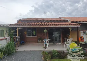 Foto 1 de Casa com 2 Quartos à venda, 90m² em Barra do Sai, Itapoá