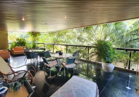 Foto 1 de Apartamento com 5 Quartos à venda, 339m² em Jardim Oceanico, Rio de Janeiro