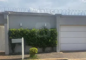 Foto 1 de Casa com 3 Quartos à venda, 145m² em Tubalina, Uberlândia