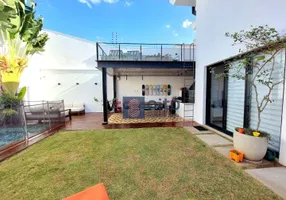 Foto 1 de Casa com 4 Quartos à venda, 227m² em Alto de Pinheiros, São Paulo