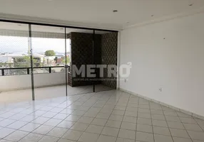 Foto 1 de Apartamento com 4 Quartos à venda, 180m² em São José, Petrolina