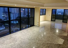 Foto 1 de Apartamento com 4 Quartos à venda, 200m² em Aflitos, Recife