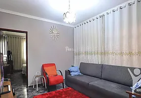 Foto 1 de Casa com 2 Quartos à venda, 184m² em Jardim das Maravilhas, Santo André