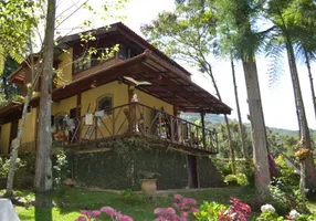 Foto 1 de Sobrado com 3 Quartos à venda, 1000m² em Debossan, Nova Friburgo