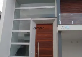 Foto 1 de Sobrado com 3 Quartos à venda, 295m² em São Gonçalo , Pelotas