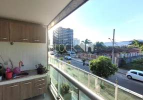 Foto 1 de Apartamento com 3 Quartos à venda, 110m² em Recreio Dos Bandeirantes, Rio de Janeiro