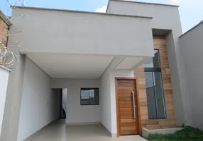 Foto 1 de Casa com 3 Quartos à venda, 130m² em Parque Itatiaia, Aparecida de Goiânia