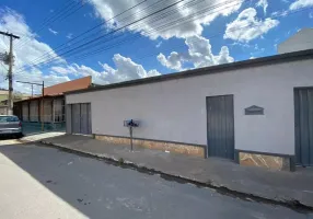 Foto 1 de Casa com 5 Quartos para alugar, 100m² em Centro, São José da Lapa