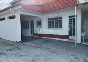 Foto 1 de Casa com 2 Quartos para alugar, 600m² em Santa Mônica, Belo Horizonte