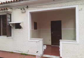 Foto 1 de Casa com 2 Quartos para alugar, 60m² em Centro, São João de Meriti