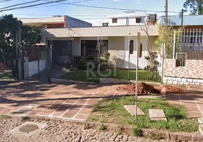Foto 1 de Casa com 3 Quartos à venda, 130m² em Teresópolis, Porto Alegre
