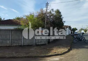Foto 1 de Lote/Terreno à venda, 200m² em Daniel Fonseca, Uberlândia