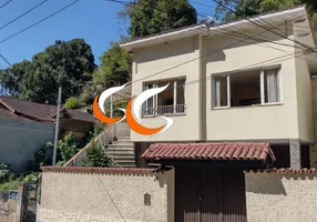 Foto 1 de Casa com 3 Quartos para alugar, 150m² em Centro, Petrópolis