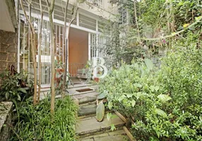 Foto 1 de Casa com 4 Quartos à venda, 425m² em Jardim Luzitânia, São Paulo