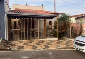 Foto 1 de Casa com 3 Quartos à venda, 220m² em Vila Linopolis, Santa Bárbara D'Oeste