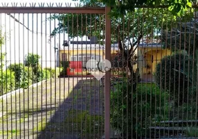 Foto 1 de Casa com 2 Quartos à venda, 75m² em Estância Velha, Canoas