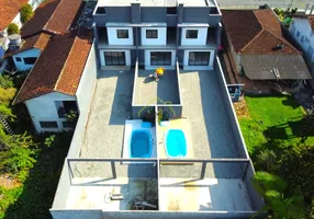 Foto 1 de Sobrado com 3 Quartos à venda, 140m² em Iririú, Joinville