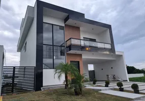 Foto 1 de Casa com 4 Quartos à venda, 210m² em Ogiva, Cabo Frio