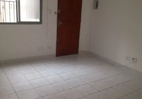 Foto 1 de Apartamento com 2 Quartos à venda, 48m² em Conjunto Residencial José Bonifácio, São Paulo