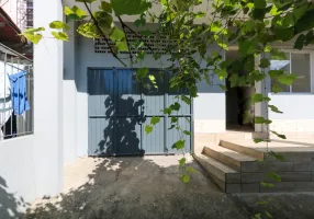 Foto 1 de Casa com 3 Quartos para alugar, 120m² em Harmonia, Canoas