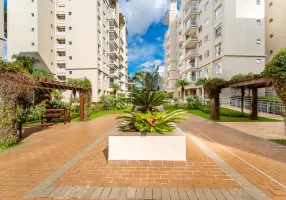 Foto 1 de Apartamento com 3 Quartos para alugar, 98m² em Vila Izabel, Curitiba