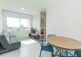 Foto 1 de Apartamento com 2 Quartos para alugar, 56m² em Passo da Areia, Porto Alegre