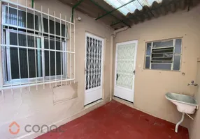 Foto 1 de Casa com 1 Quarto para alugar, 33m² em São Cristóvão, Rio de Janeiro