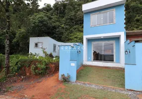 Foto 1 de Casa com 2 Quartos à venda, 80m² em Granja Comary, Teresópolis