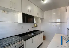 Foto 1 de Apartamento com 2 Quartos à venda, 52m² em Vila Silva Ribeiro, Carapicuíba