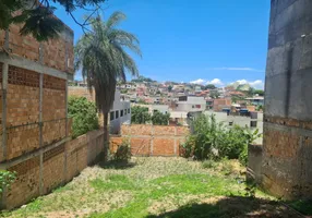 Foto 1 de Lote/Terreno à venda, 360m² em Cruzeiro do Sul, Betim