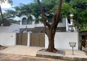 Foto 1 de Casa com 8 Quartos à venda, 600m² em São Bento, Belo Horizonte