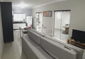 Foto 1 de Casa com 2 Quartos à venda, 77m² em Residencial Santa Paula, Jacareí