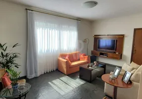 Foto 1 de Apartamento com 4 Quartos à venda, 166m² em Santo Antônio, Belo Horizonte
