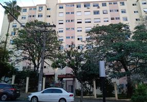 Foto 1 de Apartamento com 3 Quartos para alugar, 90m² em Jardim Itú Sabará, Porto Alegre