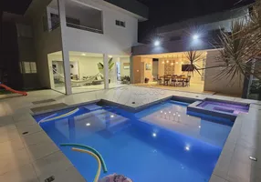 Foto 1 de Casa com 5 Quartos à venda, 380m² em Petrópolis, Maceió