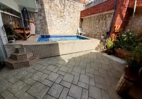 Foto 1 de Casa com 4 Quartos à venda, 260m² em Jardim Novo Lar, São Paulo