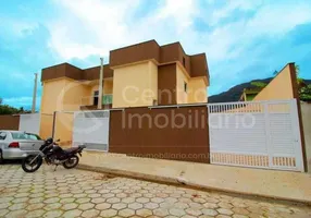 Foto 1 de Casa com 2 Quartos à venda, 74m² em Jardim Veneza , Peruíbe