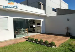 Foto 1 de Casa com 3 Quartos à venda, 210m² em Vila Esperança, Tubarão