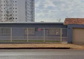 Foto 1 de Casa com 3 Quartos à venda, 260m² em Centro, Londrina