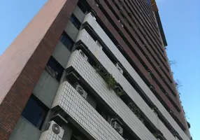 Foto 1 de Apartamento com 2 Quartos à venda, 72m² em Cocó, Fortaleza