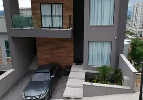 Foto 1 de Casa com 3 Quartos à venda, 300m² em da Luz, Nova Iguaçu