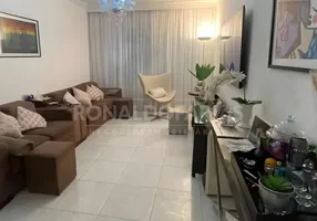 Foto 1 de Sobrado com 5 Quartos à venda, 210m² em Vila Arriete, São Paulo