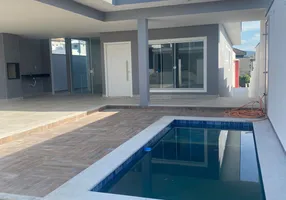 Foto 1 de Casa de Condomínio com 3 Quartos à venda, 231m² em Lagoa, Macaé