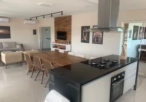 Foto 1 de Apartamento com 2 Quartos à venda, 70m² em Vila Matias, Santos