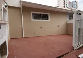 Foto 1 de Casa com 2 Quartos para alugar, 190m² em Liberdade, São Paulo