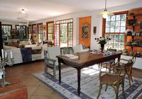 Foto 1 de Casa com 2 Quartos à venda, 415m² em Moinho Velho, Embu das Artes