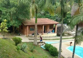 Foto 1 de Fazenda/Sítio com 10 Quartos para alugar, 1200m² em Luiz Fagundes, Mairiporã