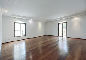 Foto 1 de Apartamento com 3 Quartos à venda, 192m² em Morro dos Ingleses, São Paulo