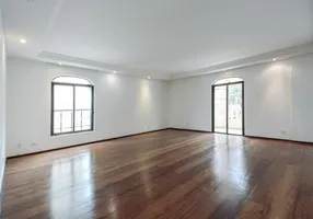 Foto 1 de Apartamento com 3 Quartos para venda ou aluguel, 192m² em Morro dos Ingleses, São Paulo