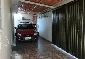 Foto 1 de Casa com 4 Quartos à venda, 144m² em Veneza, Ribeirão das Neves